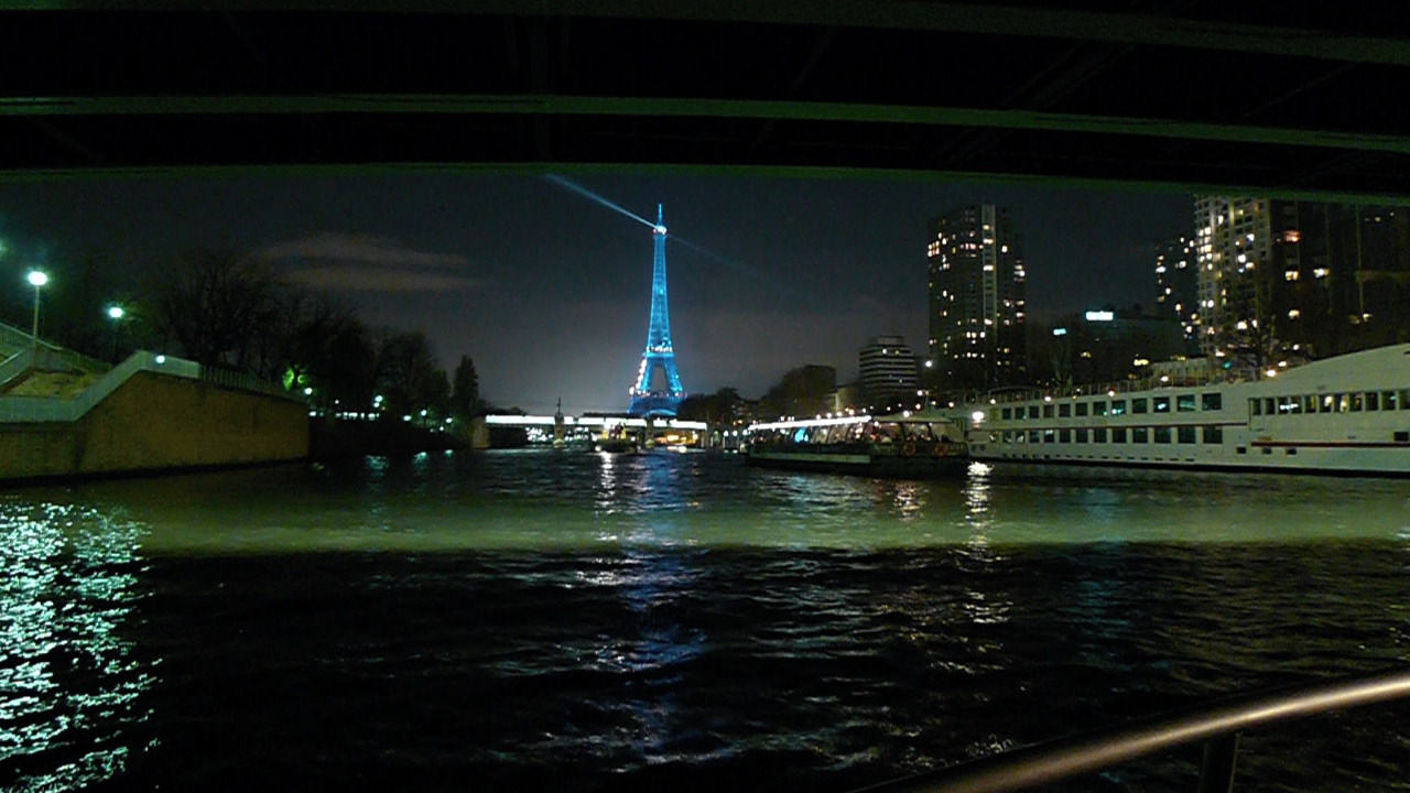 Paris river cruise