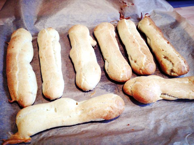 Chocolate eclairs