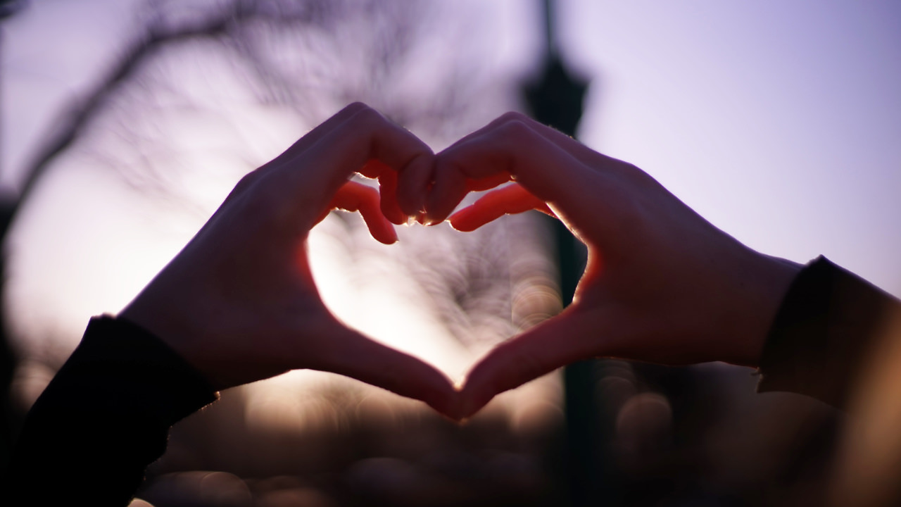 Heart hands