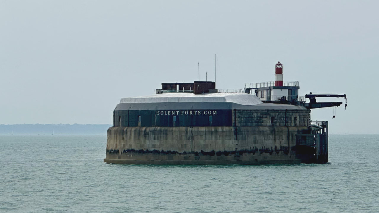Photo of one of the three Solent Forts